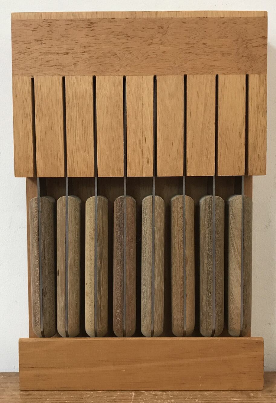 Set Lot 8 Tramontina Stain Free High Carbon Wood Serrated Steak Knives Brazil